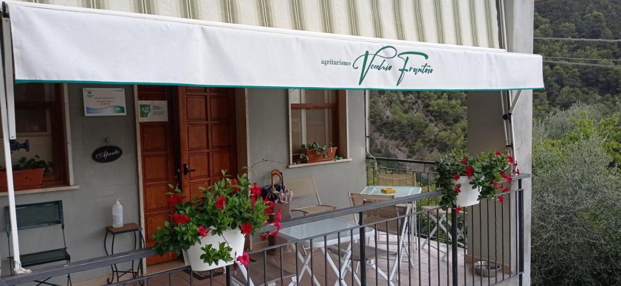 Agriturismo Vecchio Frantoio Villatella Exteriör bild